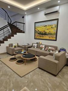NHÀ ĐẸP TÂY SƠN –GẦN NGÃ TƯ SỞ - VỊ TRÍ VÀNG – 4 TẦNG - Ở LUÔN -  NHỈNH 4 Tỷ